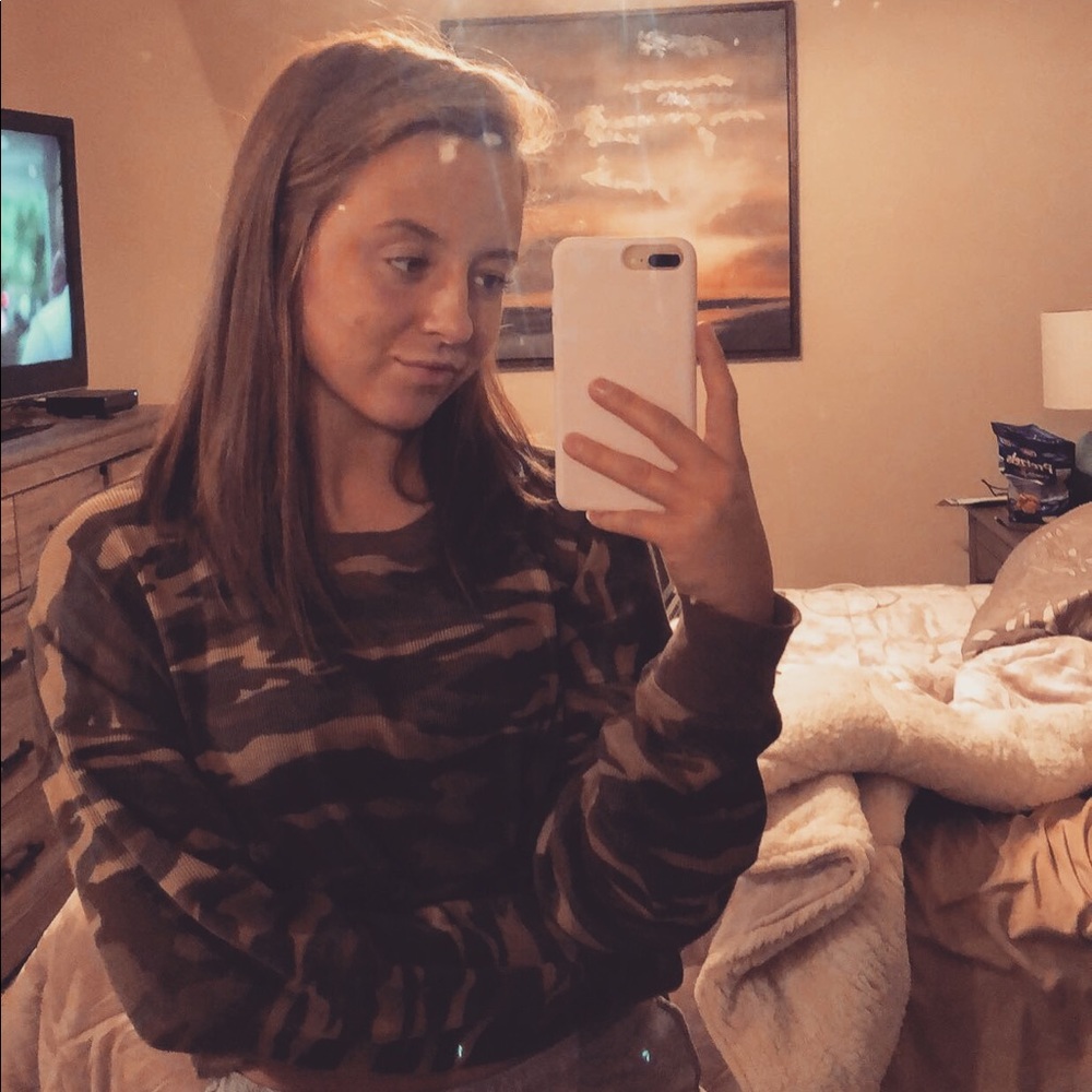 Meet your Posher, Kylee